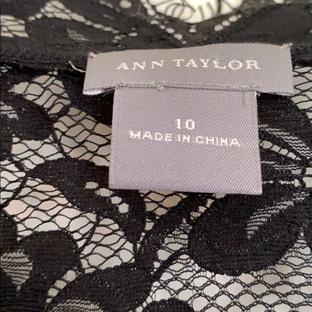 Blouse - Picture 2 of 3